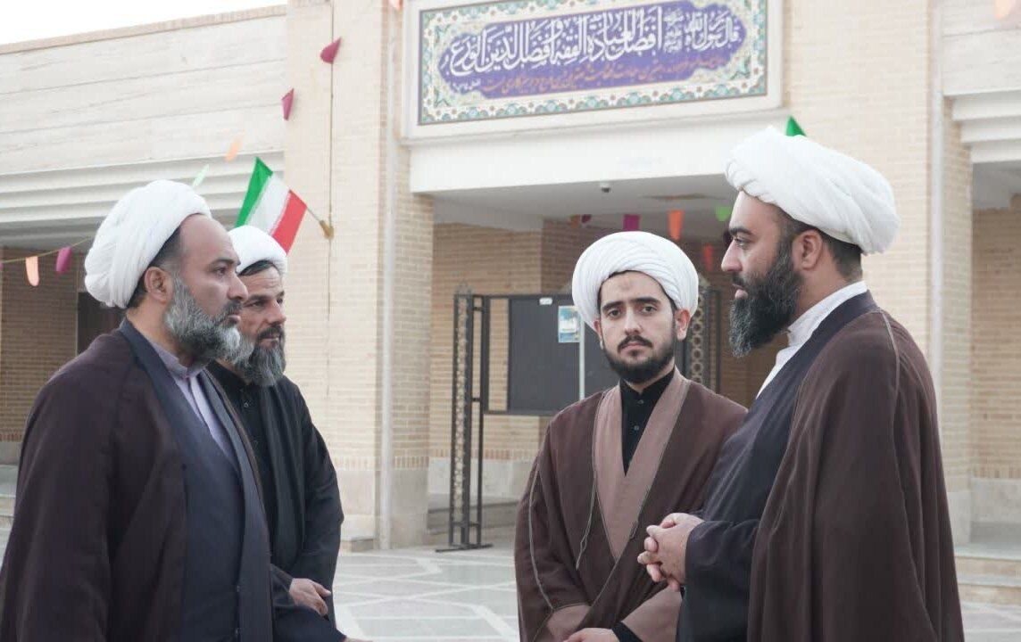 بررسی امور تهذیبی و تربیتی مدارس علمیه اردکان و میبد