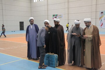 تصاویر/ اهدای مدال به نفرات برتر رشته های انفرادی جشنواره ورزشی طلاب و روحانیون بوشهر