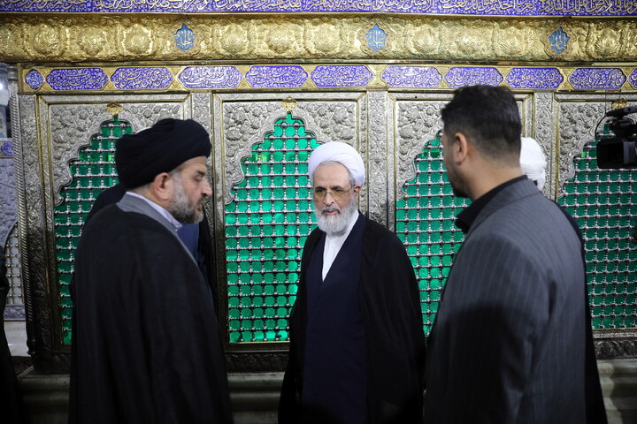 تصاویر/زیارت آرامگاه حضرت علی بن مهزیار اهواز