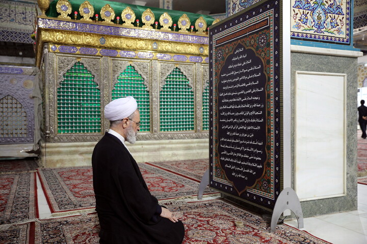 تصاویر/زیارت آرامگاه حضرت علی بن مهزیار اهواز