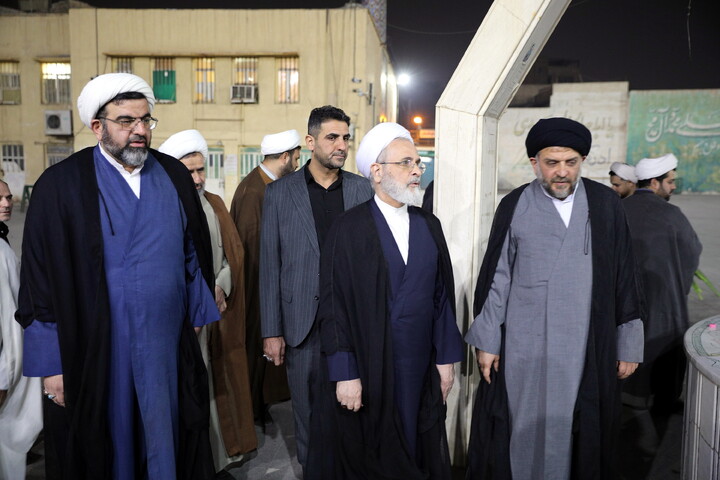 تصاویر/زیارت آرامگاه حضرت علی بن مهزیار اهواز