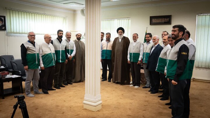 دیدار اعضای ستادی مدیریت کانون‌های خدمت رضوی با  نماینده ولی فقیه در استان البرز