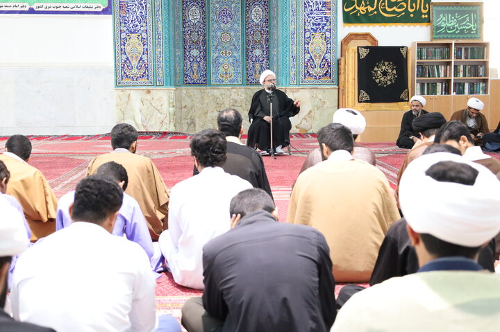 تصاویر/ دیدار مدیر حوزه علمیه سیستان و بلوچستان با طلاب مدرسه امام صادق(ع) چابهار