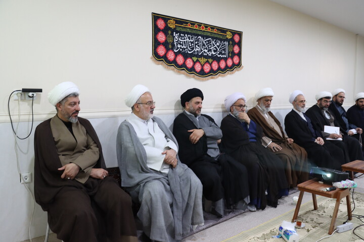 نشست بررسی مسائل فرهنگی خوزستان باحضور آیت الله اعرافی