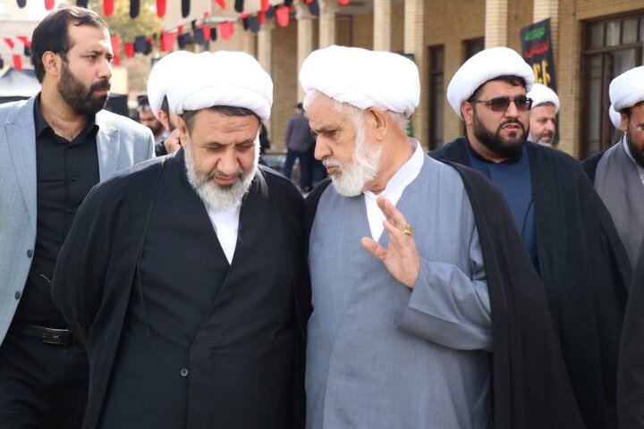 نماز وحدت دستگاه های اجرایی استان کرمان در اداره کل تبلیغات اسلامی کرمان-2