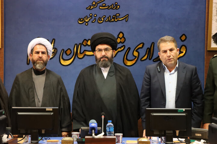 تصاویر | حضور نماینده ولی فقیه در استان زنجان در جلسه شورای اداری شهرستان طارم