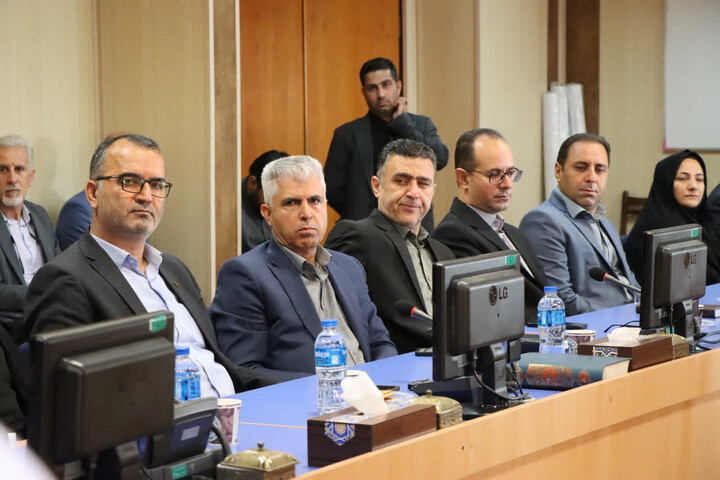 تصاویر | حضور نماینده ولی فقیه در استان زنجان در جلسه شورای اداری شهرستان طارم