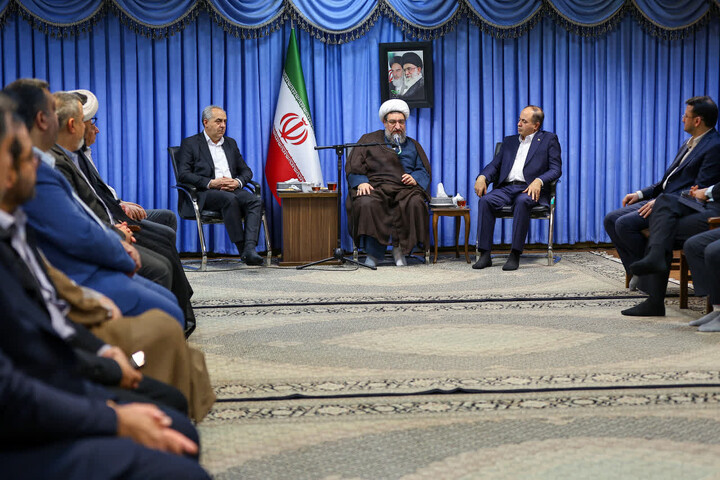 تصاویر |دیدار وزیر جهاد کشاورزی با امام جمعه تبریز