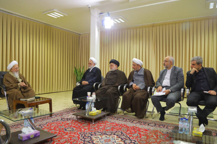 دیدار رییس قوه قضائیه با آیت الله العظمی جوادی آملی