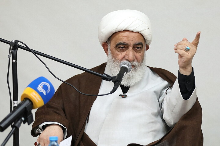 تصاویر/ رونمایی از دو اثر ارزشمند سیره پارسایان