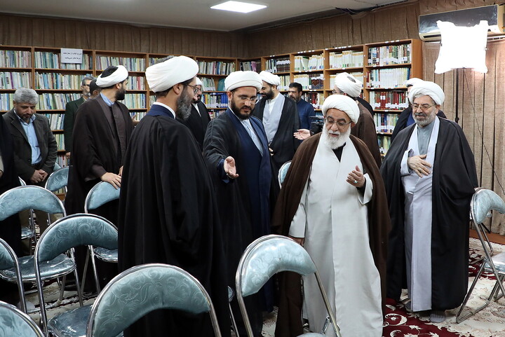 تصاویر/ رونمایی از دو اثر ارزشمند سیره پارسایان