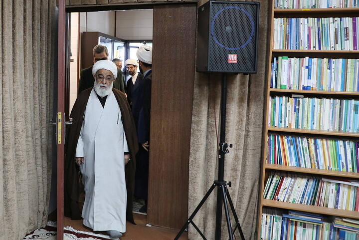 تصاویر/ رونمایی از دو اثر ارزشمند سیره پارسایان