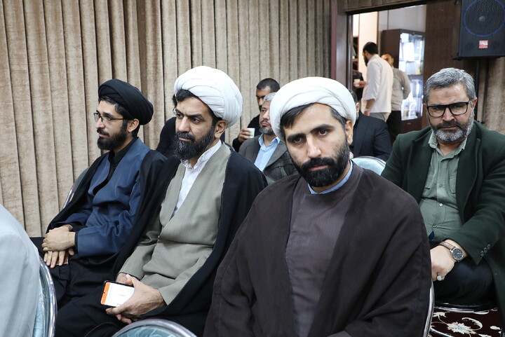 تصاویر/ رونمایی از دو اثر ارزشمند سیره پارسایان