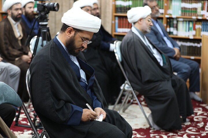 تصاویر/ رونمایی از دو اثر ارزشمند سیره پارسایان