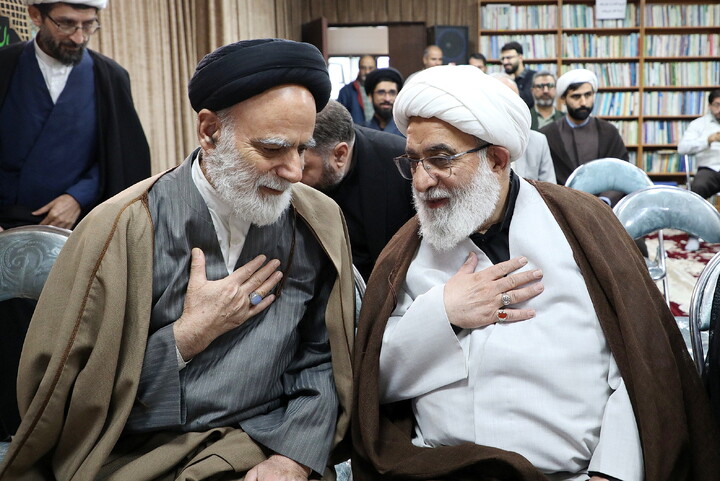 تصاویر/ رونمایی از دو اثر ارزشمند سیره پارسایان