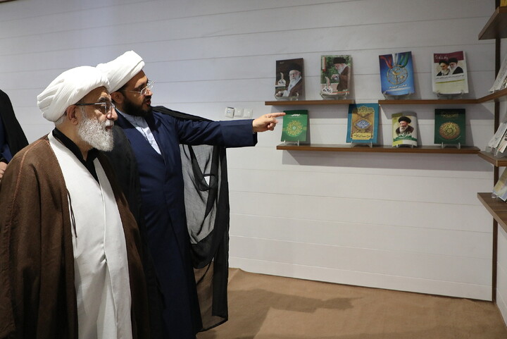 تصاویر/ بازدید آیت الله شب زنده دار از خبرگزاری حوزه