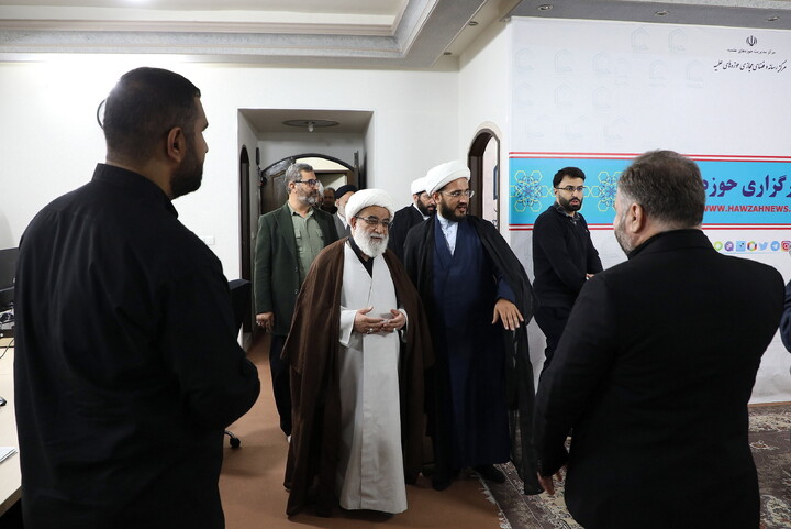 تصاویر/ بازدید آیت الله شب زنده دار از خبرگزاری حوزه