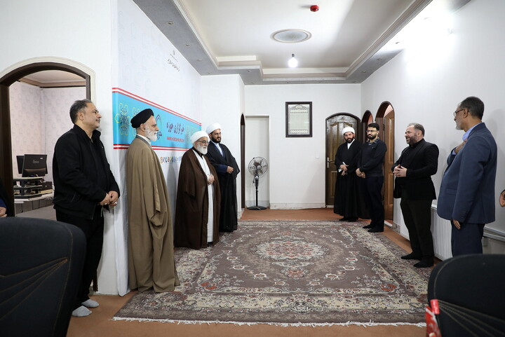 تصاویر/ بازدید آیت الله شب زنده دار از خبرگزاری حوزه