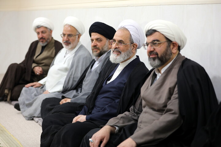 دیدار آیت الله اعرافی با نماینده ولی فقیه استان خوزستان