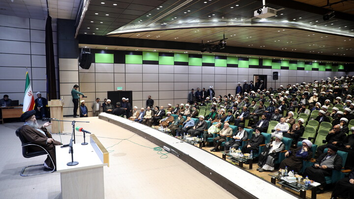 آیین تکریم معارفه مدیر حوزه علمیه خوزستان