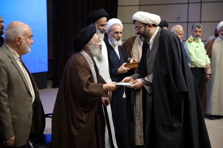 آیین تکریم معارفه مدیر حوزه علمیه خوزستان