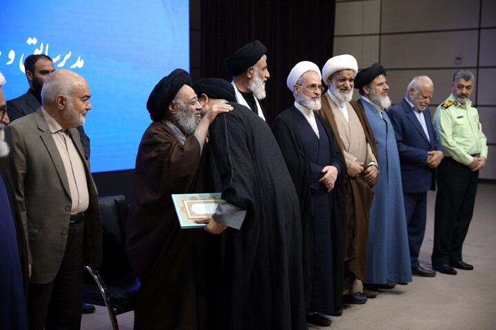 آیین تکریم معارفه مدیر حوزه علمیه خوزستان