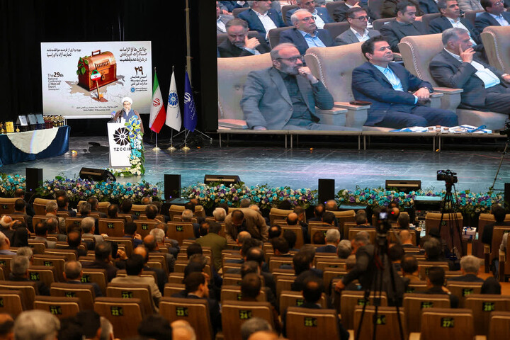 تصاویر | همایش  چالش‌ها و الزامات صادرات غیرنفتی در شرایط عدم قطعیت در تبریز