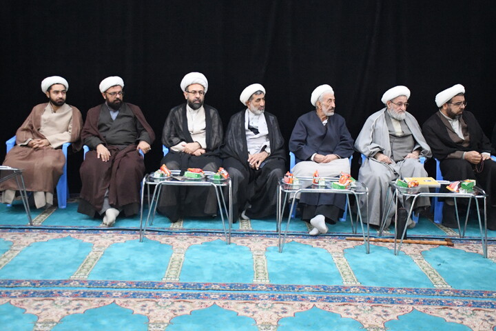 تصاویر/ نشست رئیس مرکز رسیدگی به امور مساجد کشور با ائمه جماعات طرح ملی محراب در ارومیه