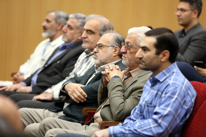 تصاویر/ آیین نکوداشت چهلمین سال تاسیس کتابخانه تخصصی دفتر تبلیغات اسلامی