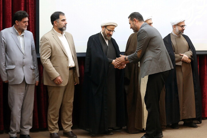 تصاویر/ آیین نکوداشت چهلمین سال تاسیس کتابخانه تخصصی دفتر تبلیغات اسلامی