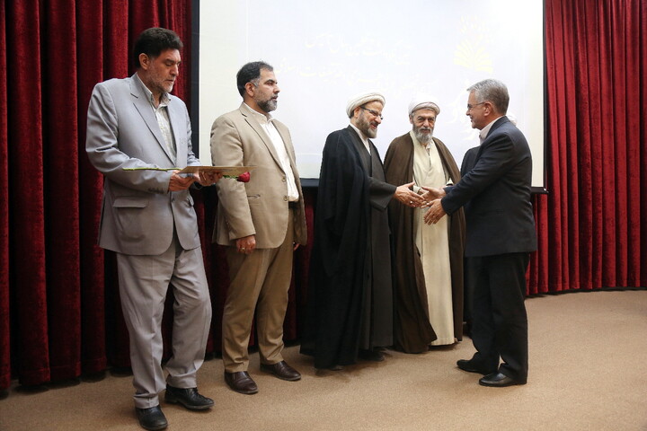 تصاویر/ آیین نکوداشت چهلمین سال تاسیس کتابخانه تخصصی دفتر تبلیغات اسلامی