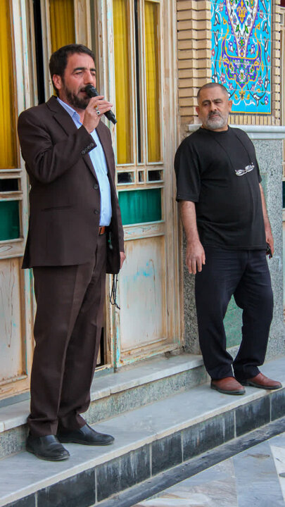 تصاویر/ مراسم جارو زنی خدام افتخاری حرم هلال بن علی(ع)