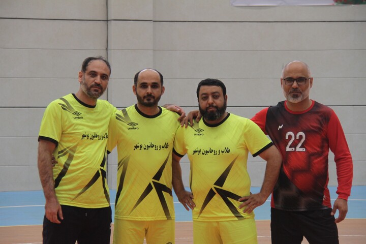 تصاویر/ افتتاحیه چهارمین جشنواره فرهنگی ورزشی طلاب و روحانیون بوشهر