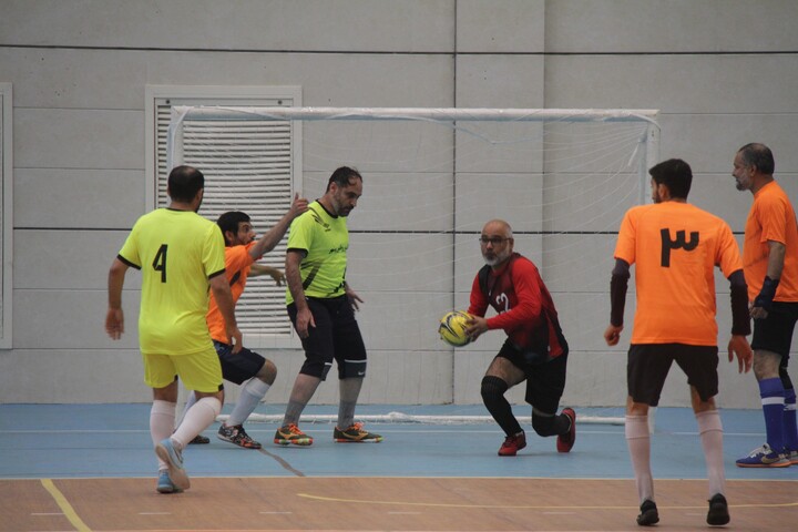 تصاویر/ افتتاحیه چهارمین جشنواره فرهنگی ورزشی طلاب و روحانیون بوشهر