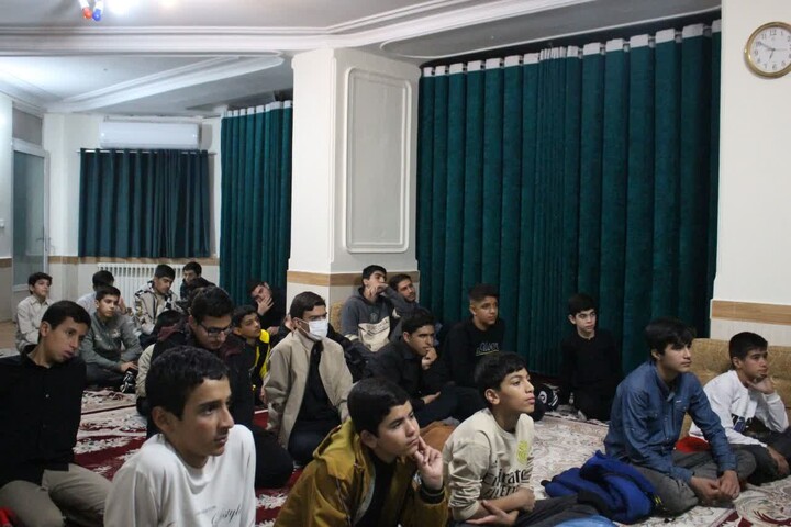 تصاویر/ هیئت هفتگی مدرسه علمیه صاحب الزمان(عج) مرند