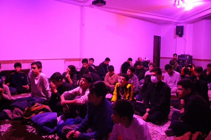 تصاویر/ هیئت هفتگی مدرسه علمیه صاحب الزمان(عج) مرند