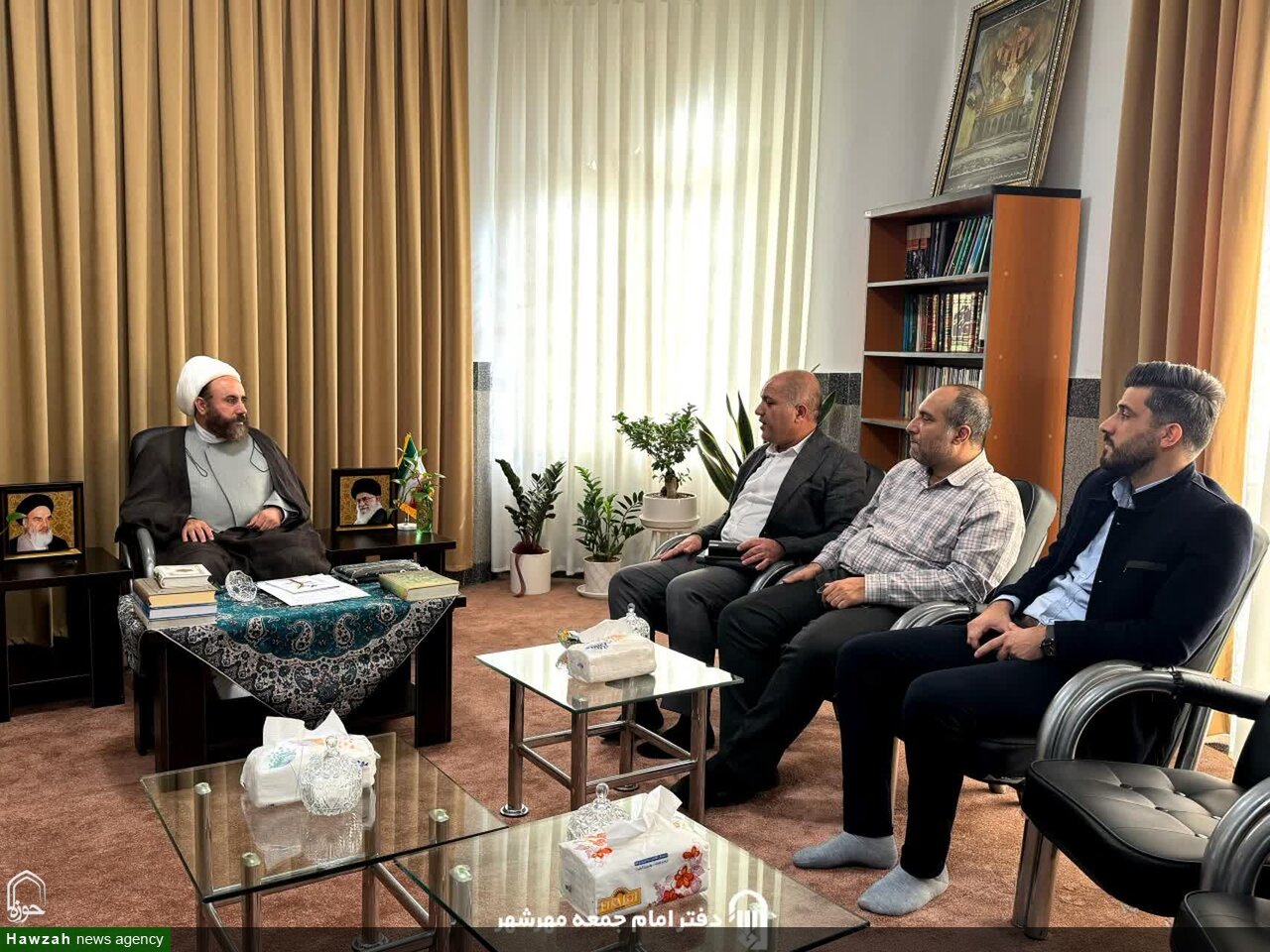 نشست مشترک مدیر آبفا و امام جمعه مهرشهر با محوریت مصرف بهینه آب