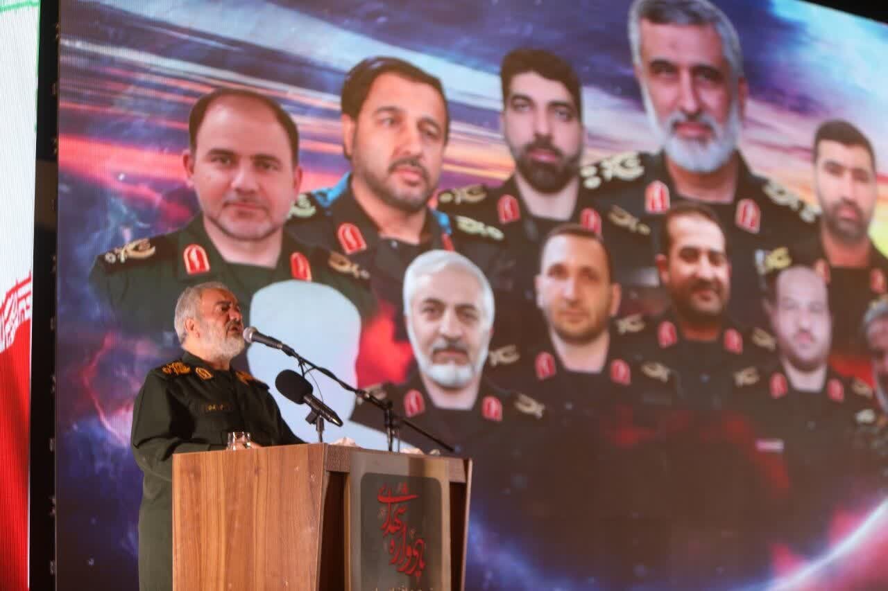 امروز همه دغدغه دشمن موشک‌های انقلاب اسلامی است