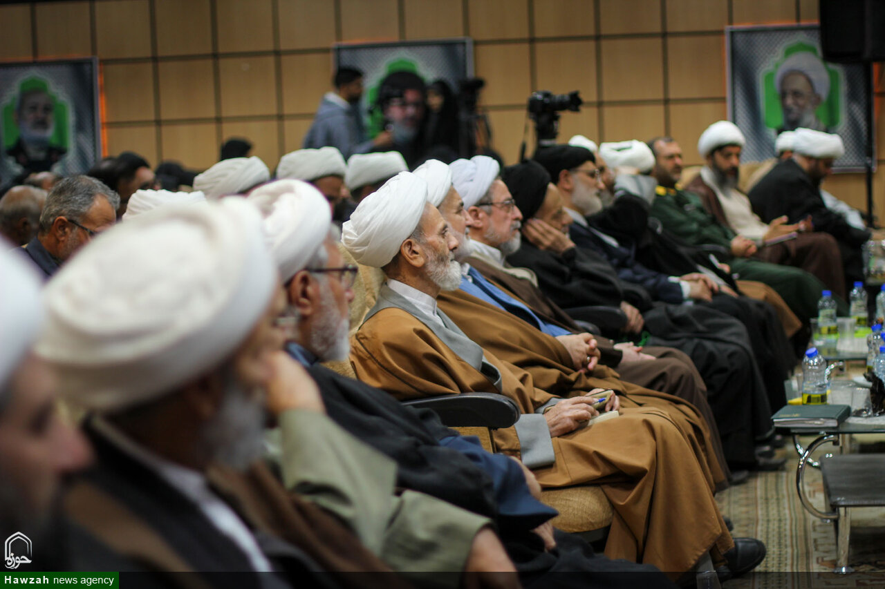 دشمن پس از شکست در میدانهای نظامی و سیاسی، تمام توان خود را بر جنگ فرهنگی متمرکز کرده است