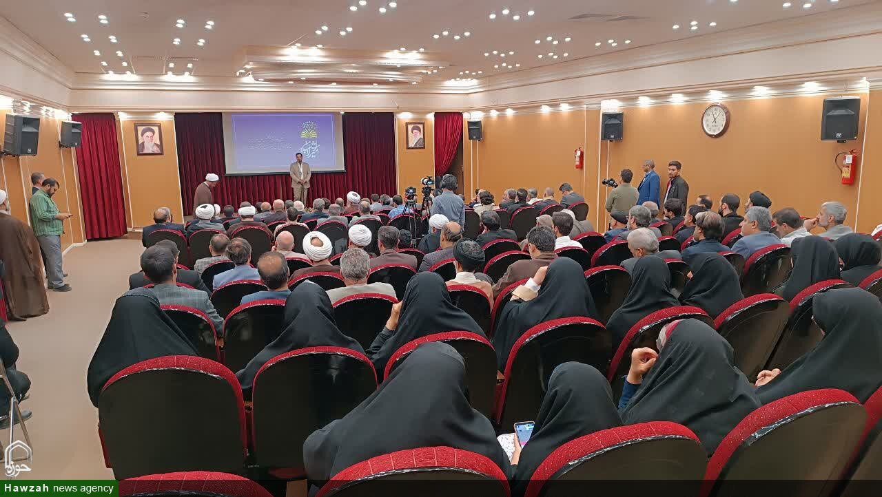 نکوداشت چهلمین سال تأسیس کتابخانه تخصصی ادبی و هنری دفتر تبلیغات اسلامی