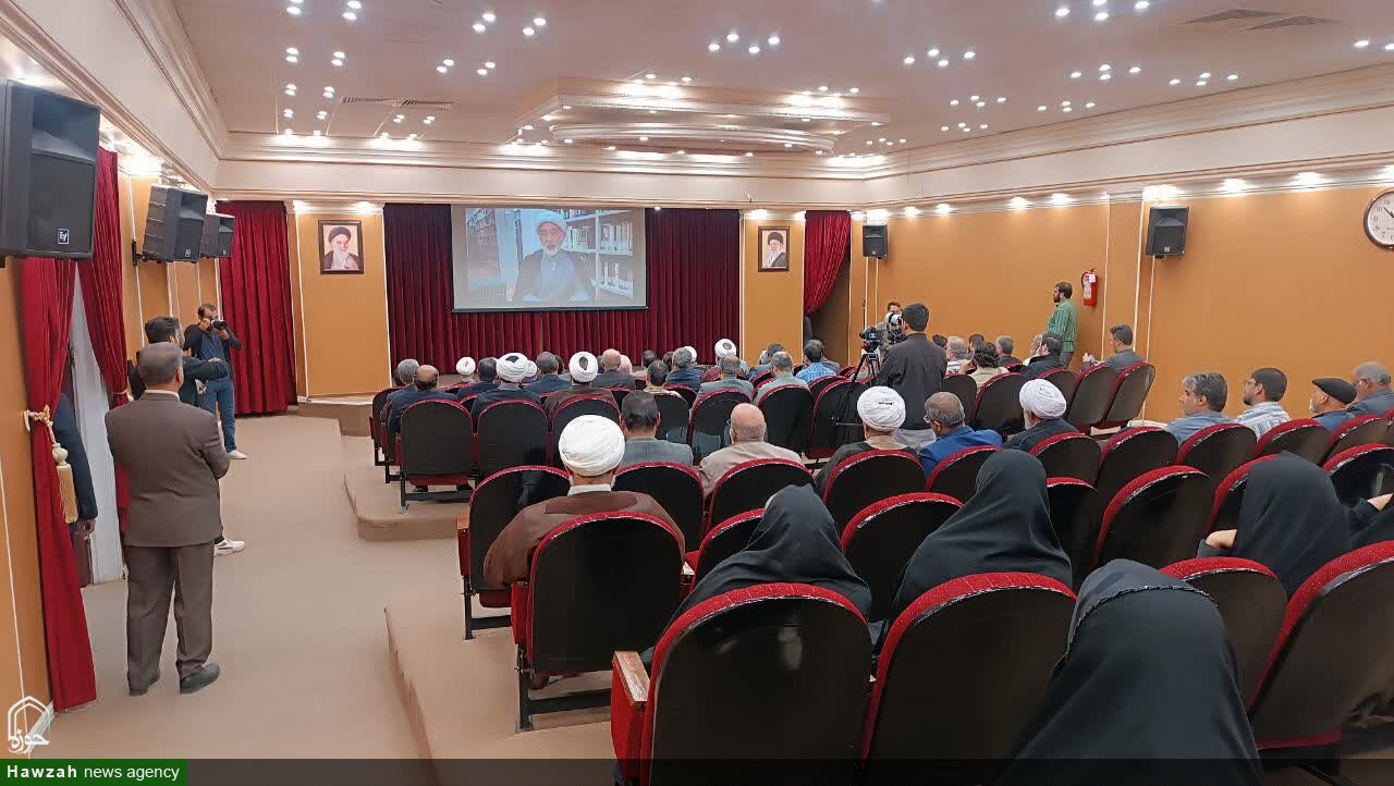 نکوداشت چهلمین سال تأسیس کتابخانه تخصصی ادبی و هنری دفتر تبلیغات اسلامی