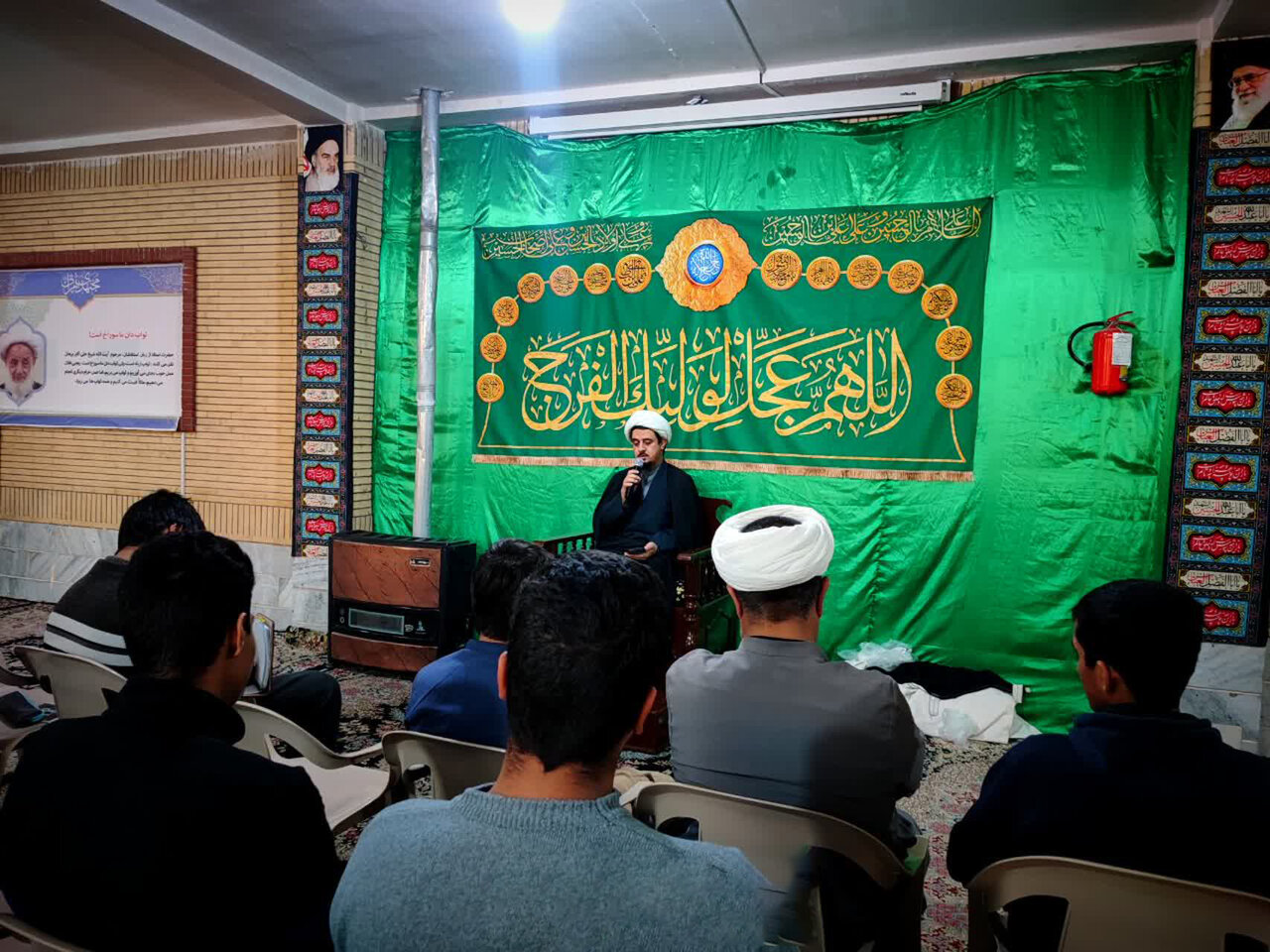 محبت بدون محور الهی، انسان را از مسیر عبودیت دور می‌کند+عکس