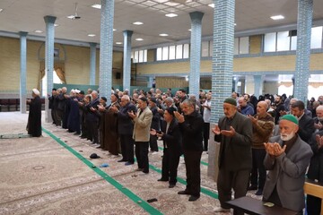 تصاویر/ آیین عبادی سیاسی نماز جمعه نوشین شهر
