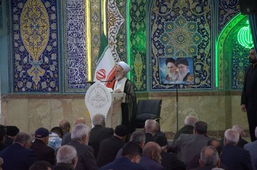 هدایت نقدینگی به تولید راهکاره رشد اقتصادی است