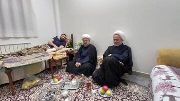 عیادت مدیران مجمع خطبا اصحاب الصاحب(عج) از حجت‌الاسلام عطاریه