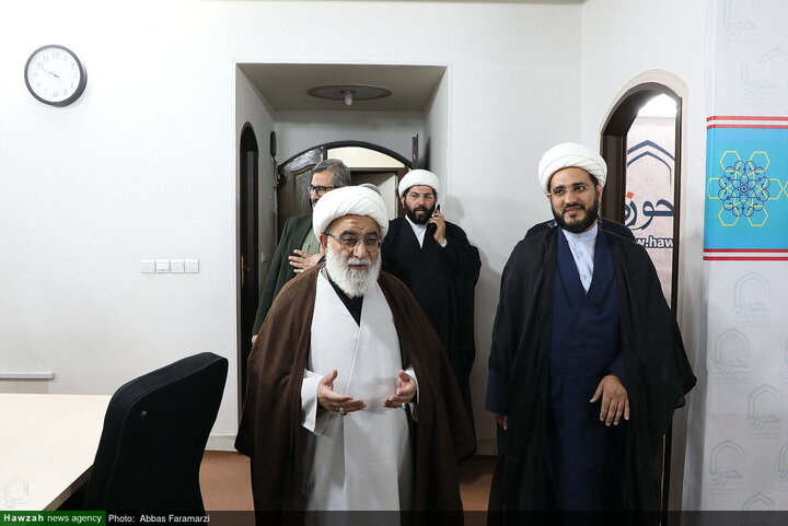 آية الله شَب‌زِنده‌دار يزور "وكالة أنباء الحوزة"