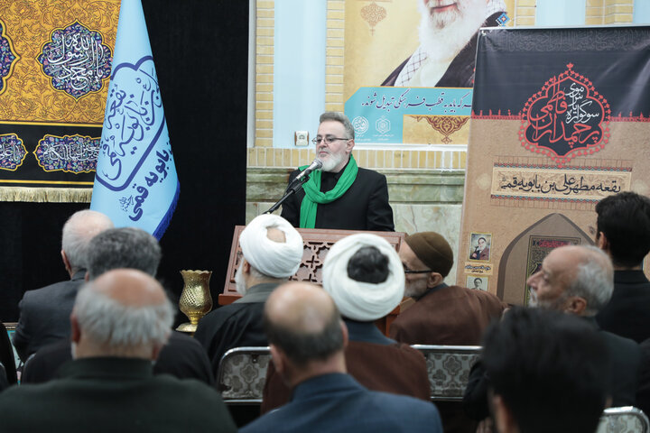 تصاویر/ ویژه برنامه بزرگداشت پرچمداران فاطمی در قم