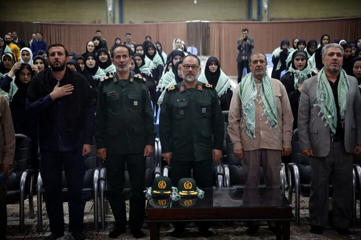 تصاویر/ مراسم افتتاحیه اردوهای راهیان نور دانش آموزی به مناطق عملیاتی جنوب کشور در ارومیه