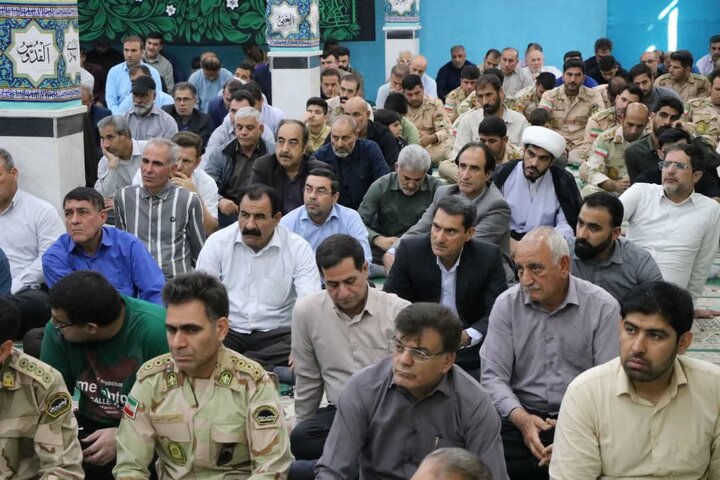 تصاویر/ اقامه نماز جمعه در شهرستان دهلران