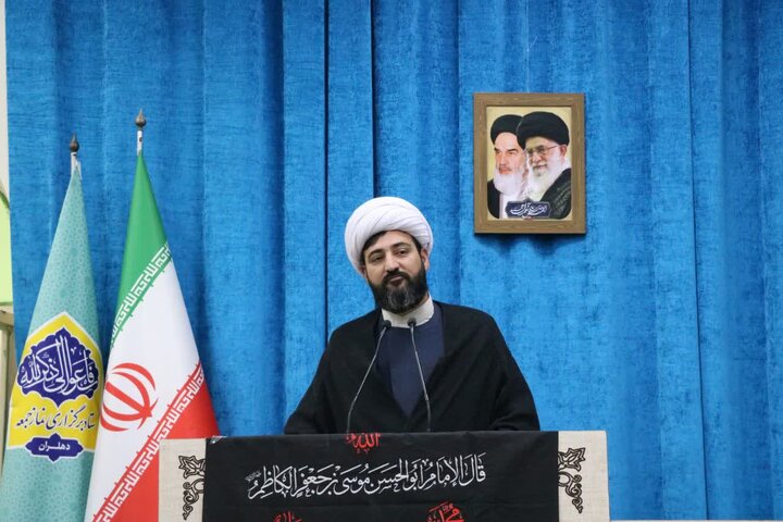 تصاویر/ اقامه نماز جمعه در شهرستان دهلران